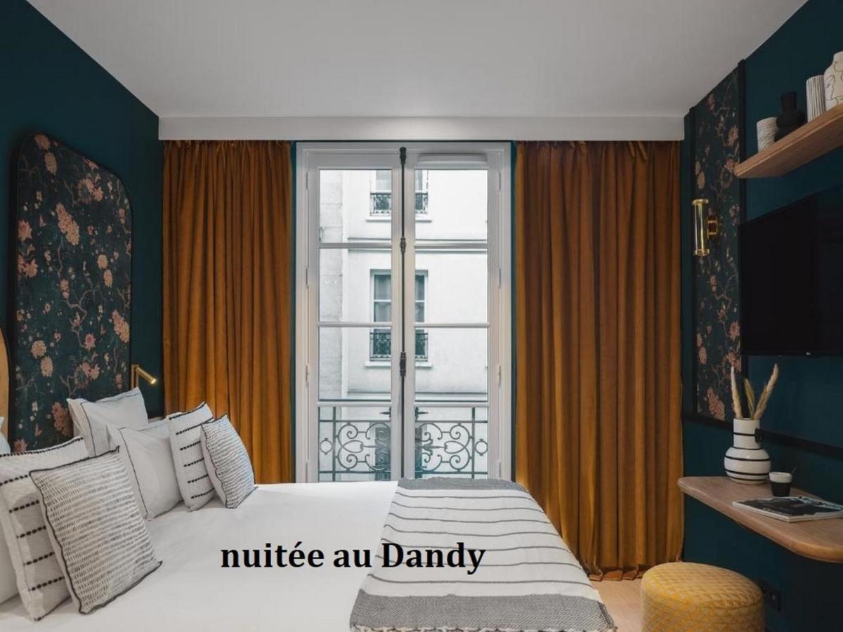 Love Hotel Avec Nuit Insolite Au Dandy Et Jacuzzi Privatise (Adults Only) Parigi Esterno foto